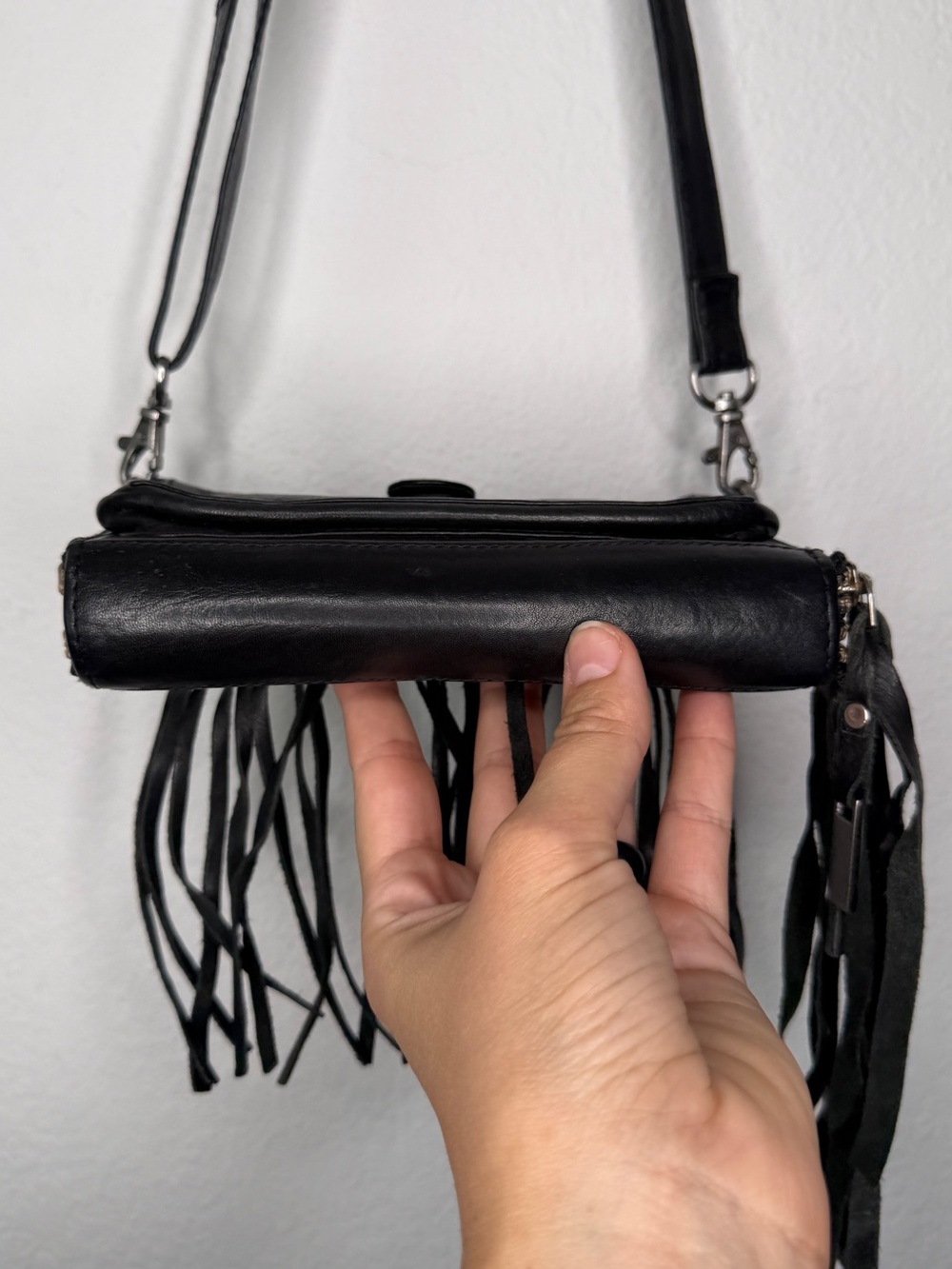 STS Ranchwear Black Fringe Crossbody Wallet Bag Stud Accents OS - Picture 6 of 12